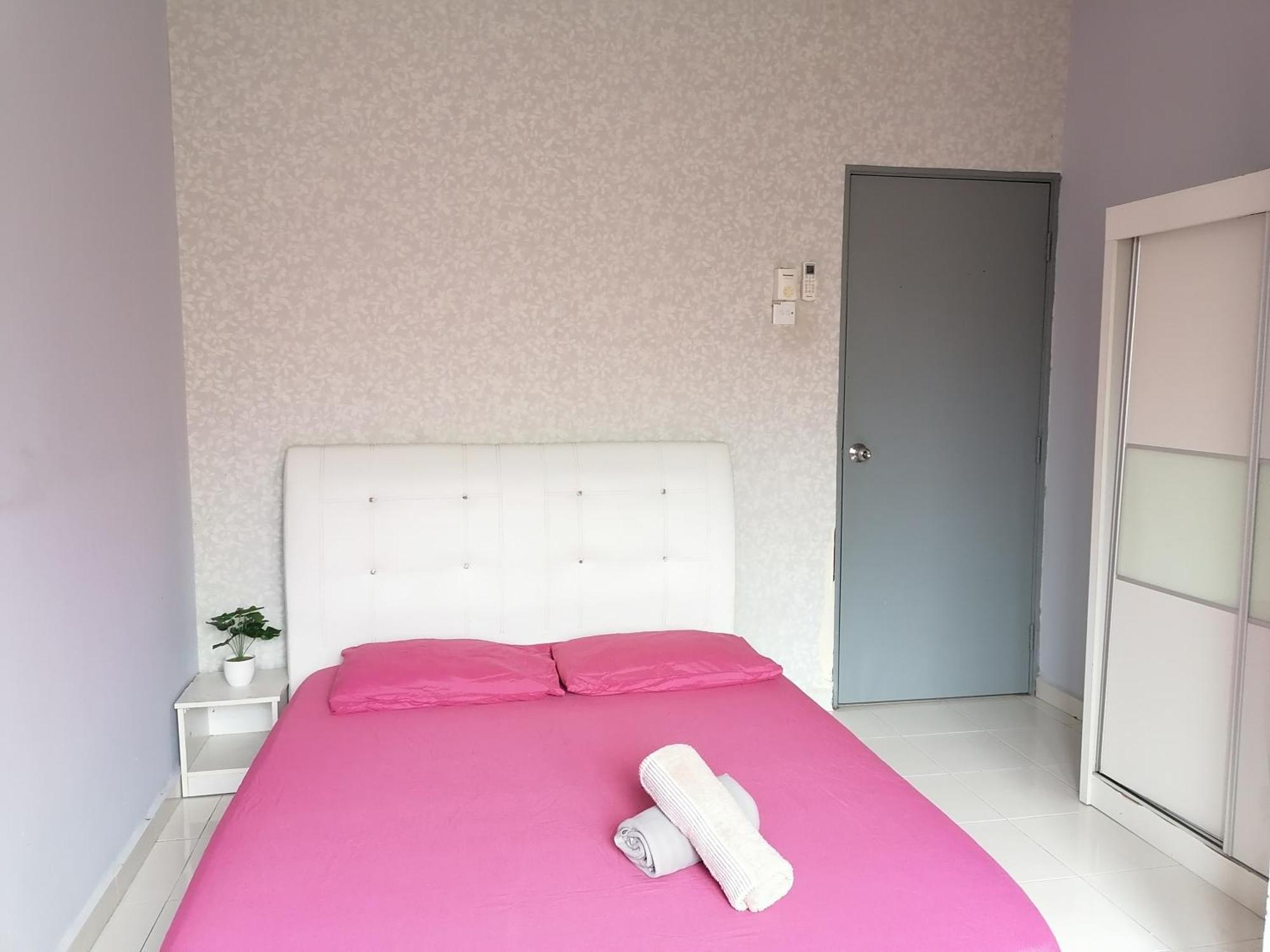 Dkamar Homestay At Desaru, Fully Aircond, Wifi, Coway, Street View 4 Min To Desaru Beach Kangkar Chemaran Exterior foto